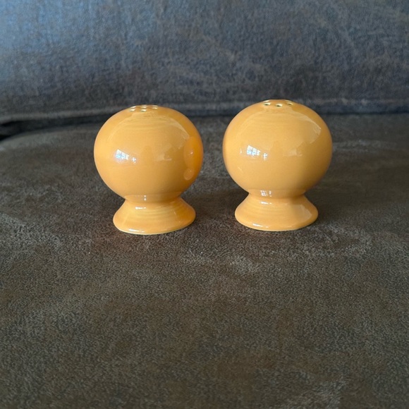Fiesta Salt and Pepper Shakers - Picture 4 of 6